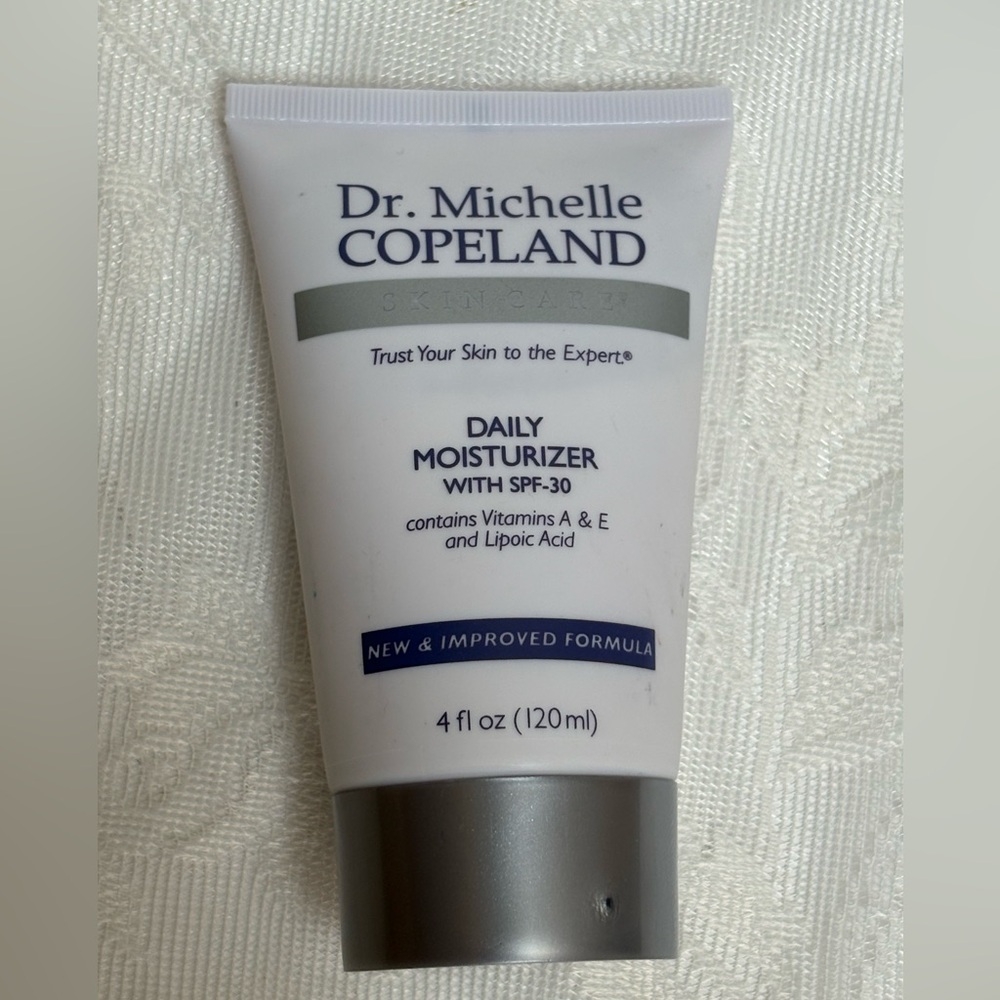 Dr Michelle Copeland Daily Moisturizer with SPF-30 4 oz.